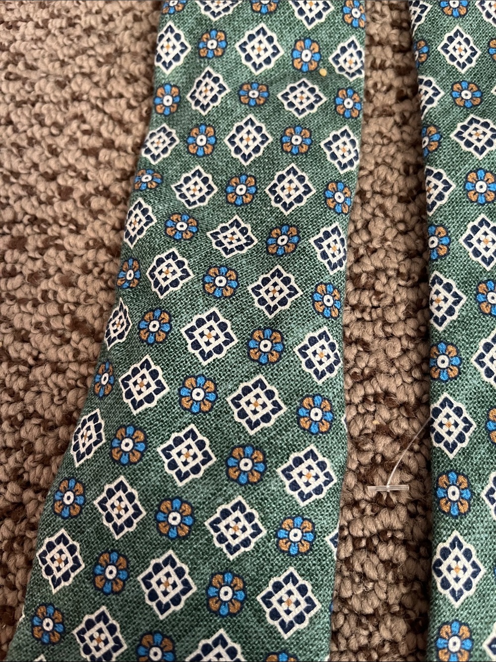 Reiss pattern tie - Picture 3 of 3